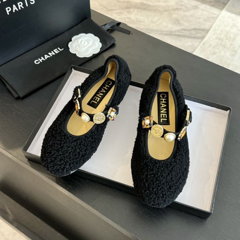 Chanel Low Shoes